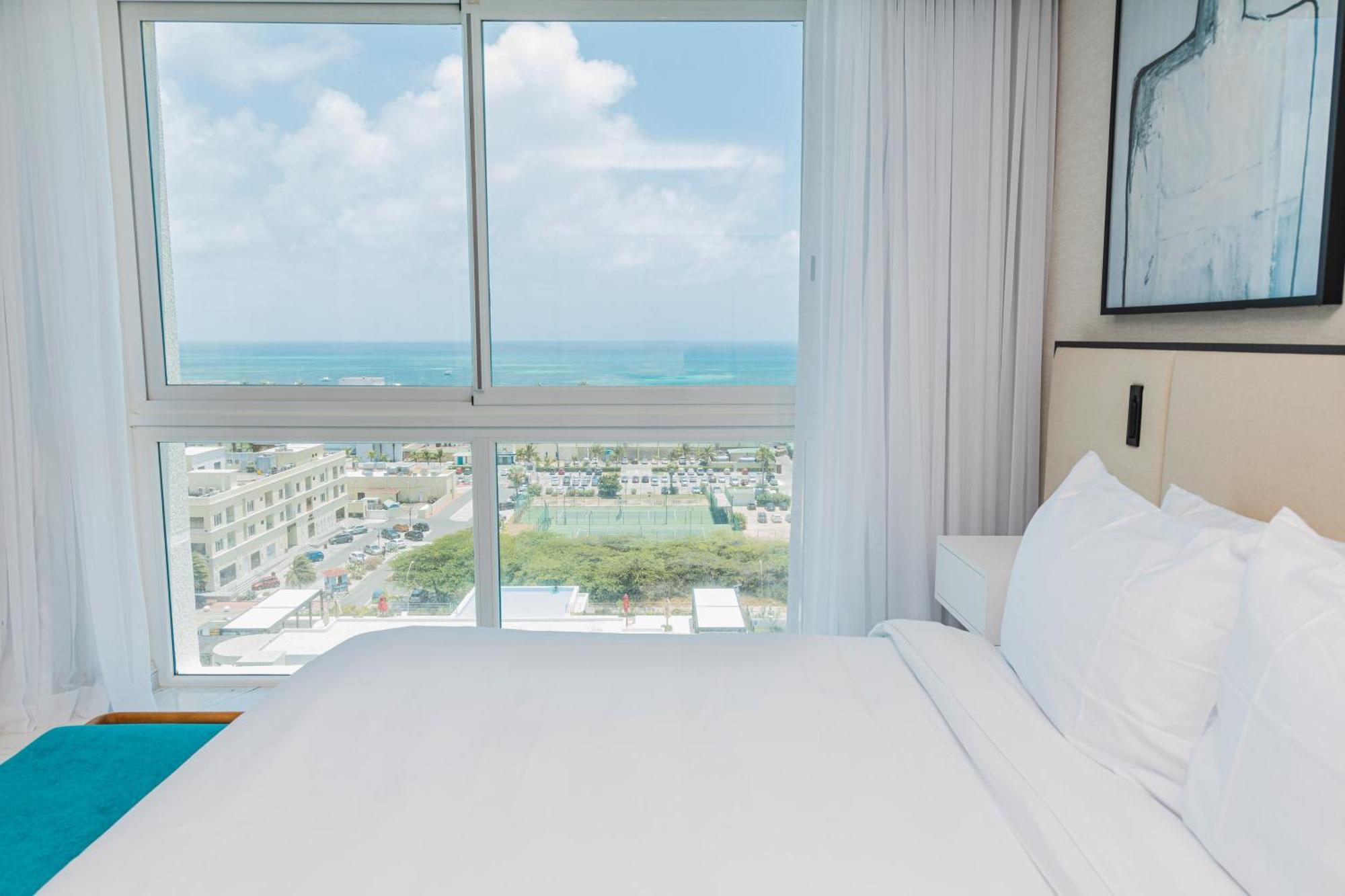 Hotel Radisson Blu Aruba Palm Beach Exterior foto