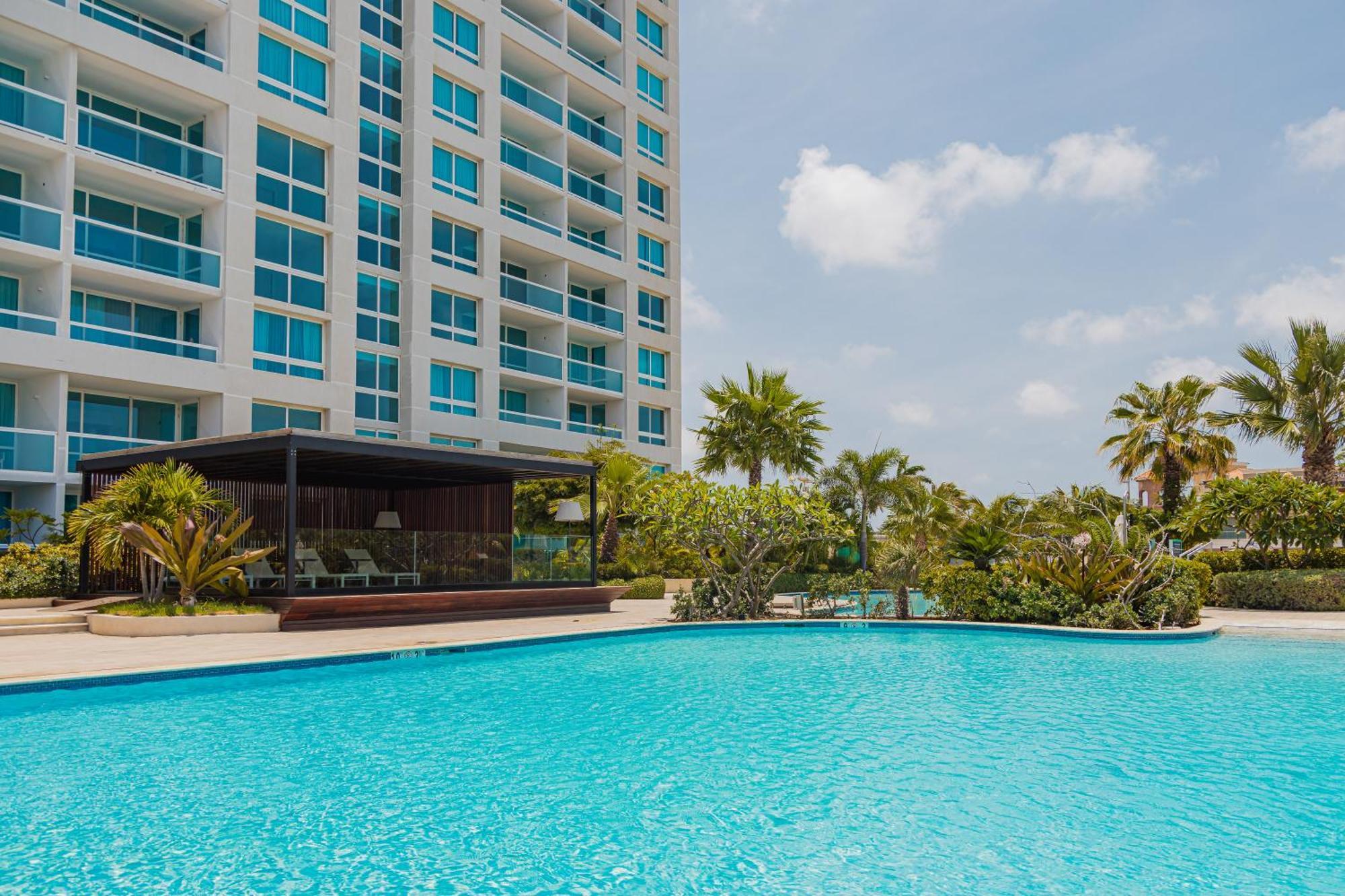Hotel Radisson Blu Aruba Palm Beach Exterior foto